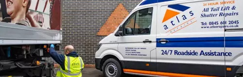 atlas repairs vans in a row
